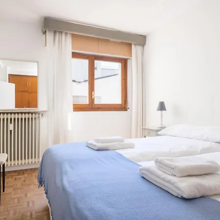 Flor De Nieve Apartman Jaca